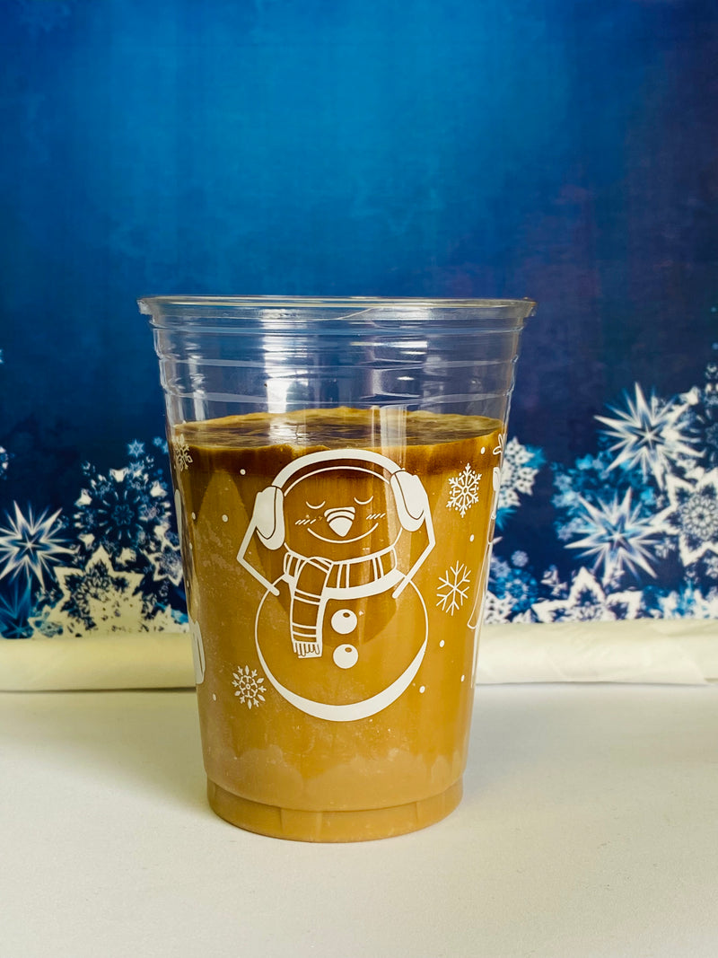 10 oz. Holiday Recyclable Plastic Cup - Frozen Fauna (White) - THE CUP STORE